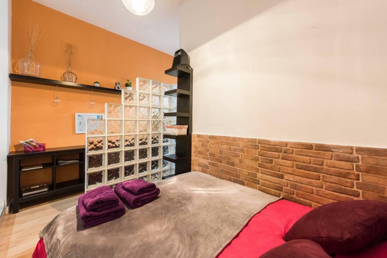 Apartamento En Calle Tres Peces Madri Exterior foto